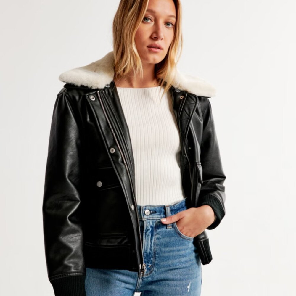 Abercrombie & Fitch Winterized Vegan Leather Bomber Jacket Size XS